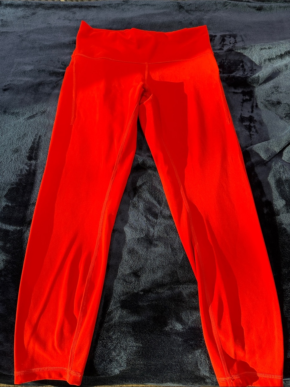 lululemon athletica hot heat color Wunder Train High Rise Tight w/pockets 25”